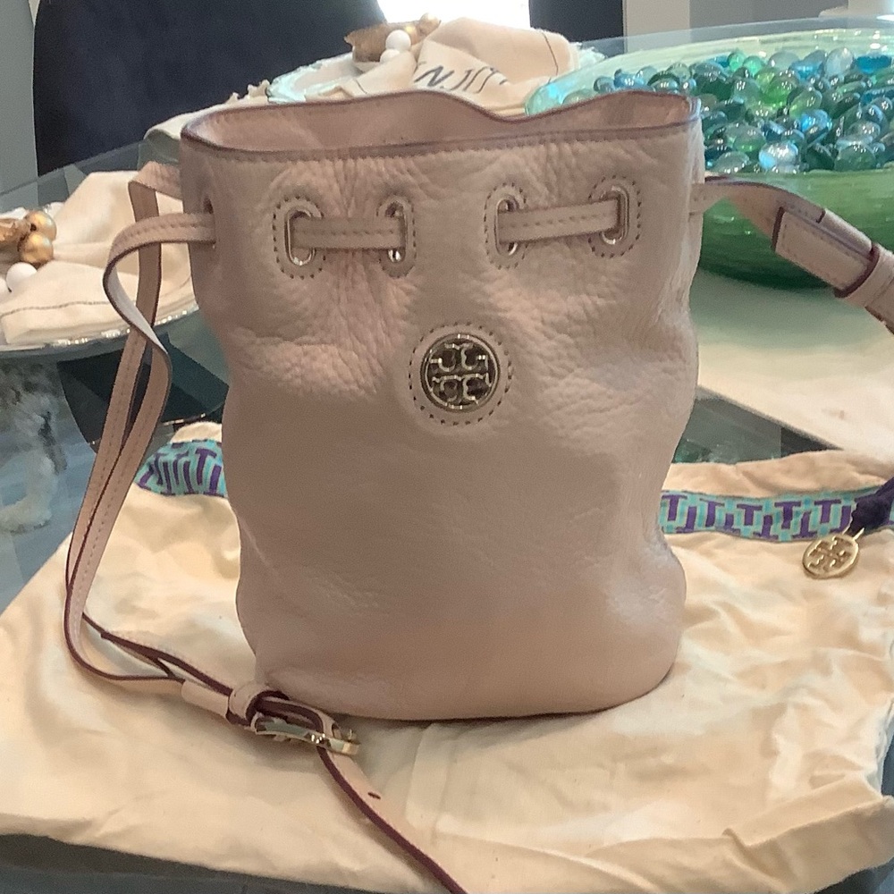 Tory Burch Blush Pebbled soft Leather Crossbody Bagwith gold accents